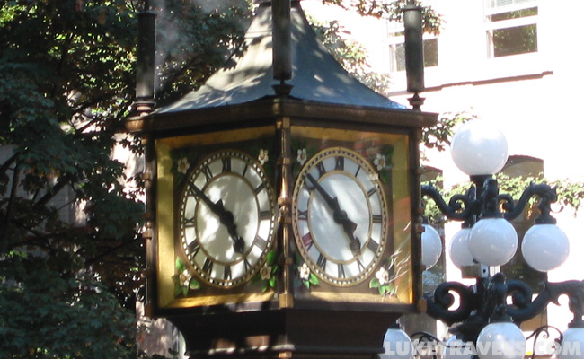 Vancouver Canada - Photo CopyrightLukeTravels.com - Luke Handzlik - Vancouver's Historic Gastown Steam Clock